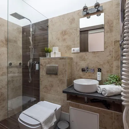 Luxurious Elizabeth Grand W' Sauna * 布达佩斯