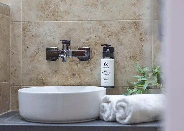 Luxurious Elizabeth Grand W' Sauna Apartament